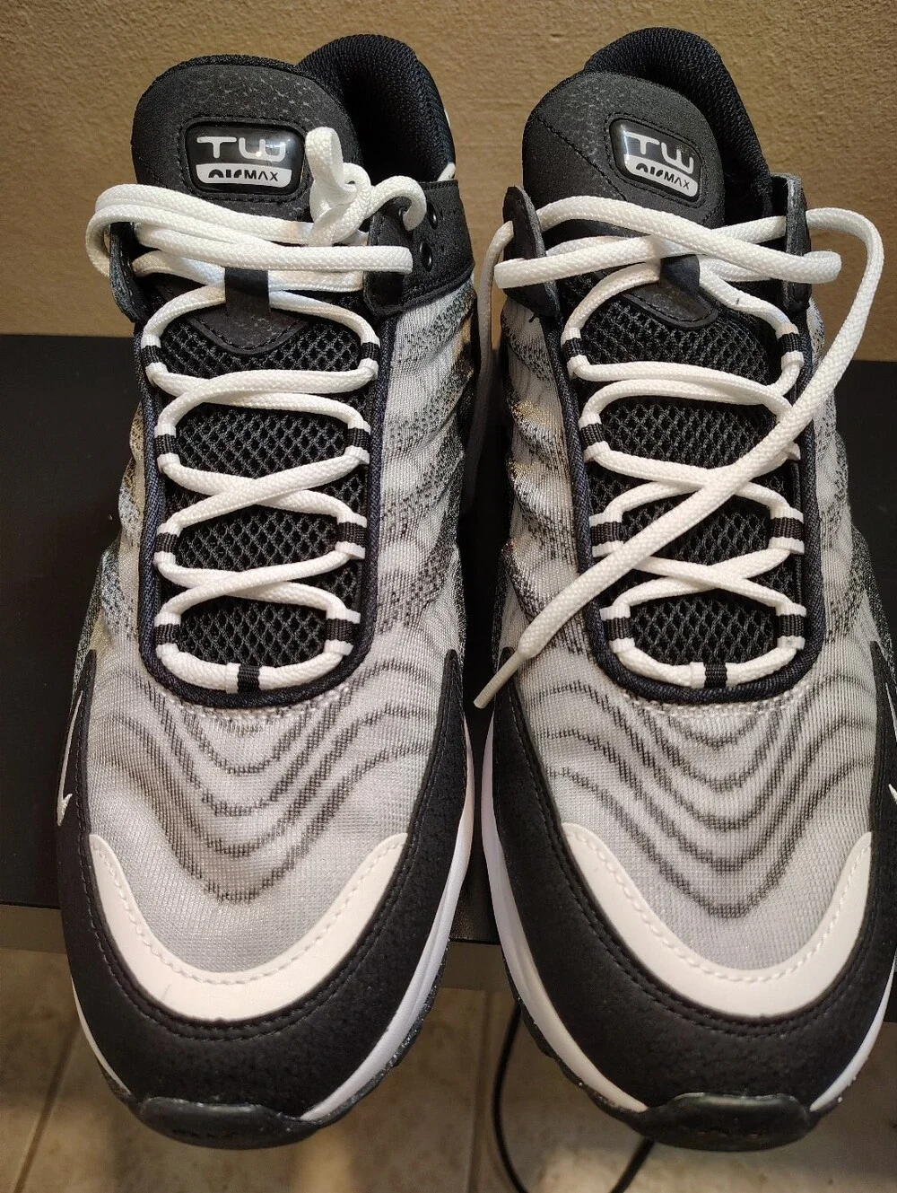 Nike Air Max TW Black White Men's Size 10.5